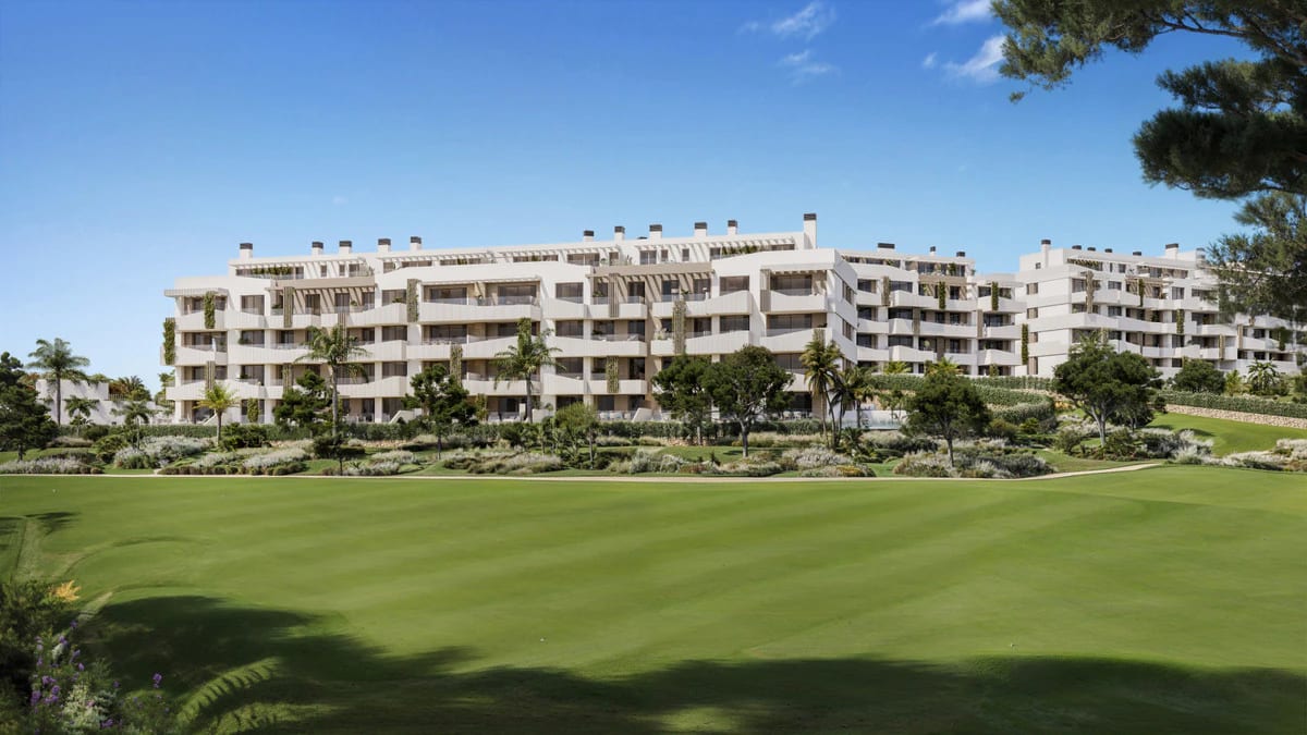 Frontline Golf Apartments and Penthouses · Photo 14
