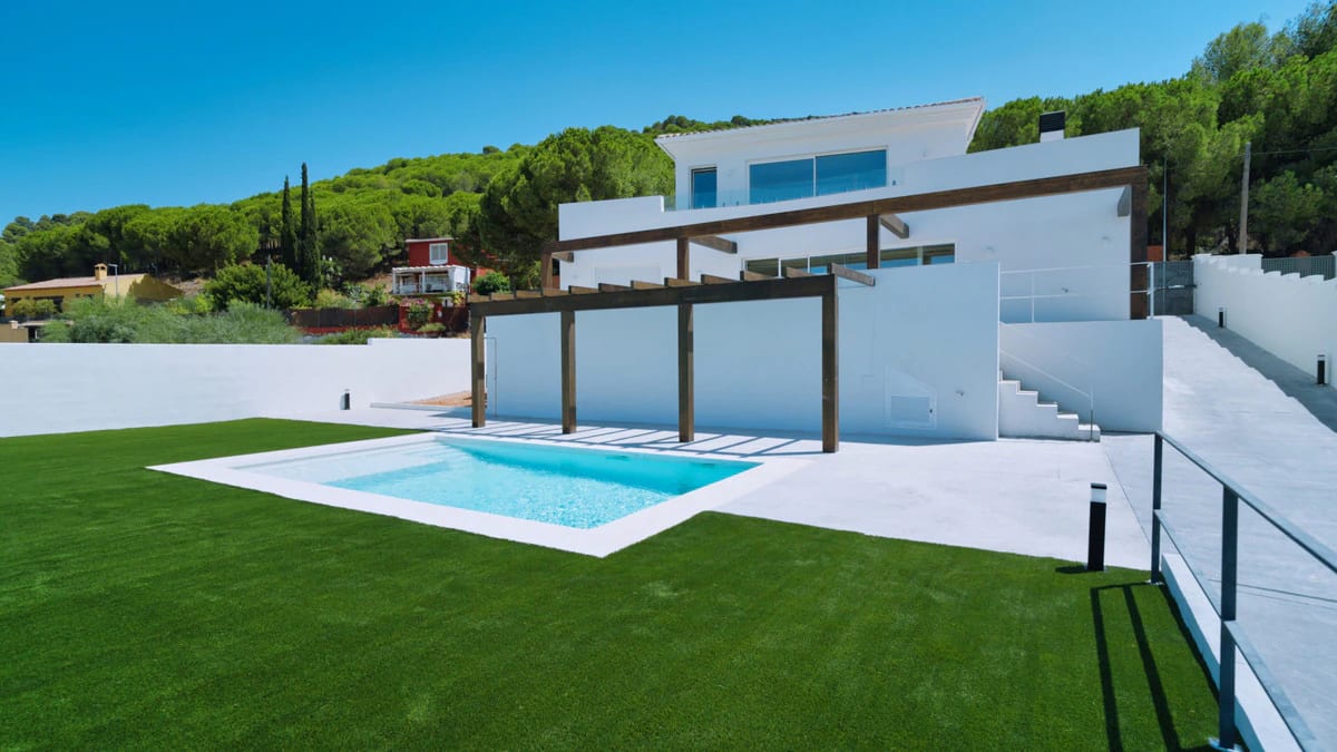 Villas with Private Pools · Photo 28