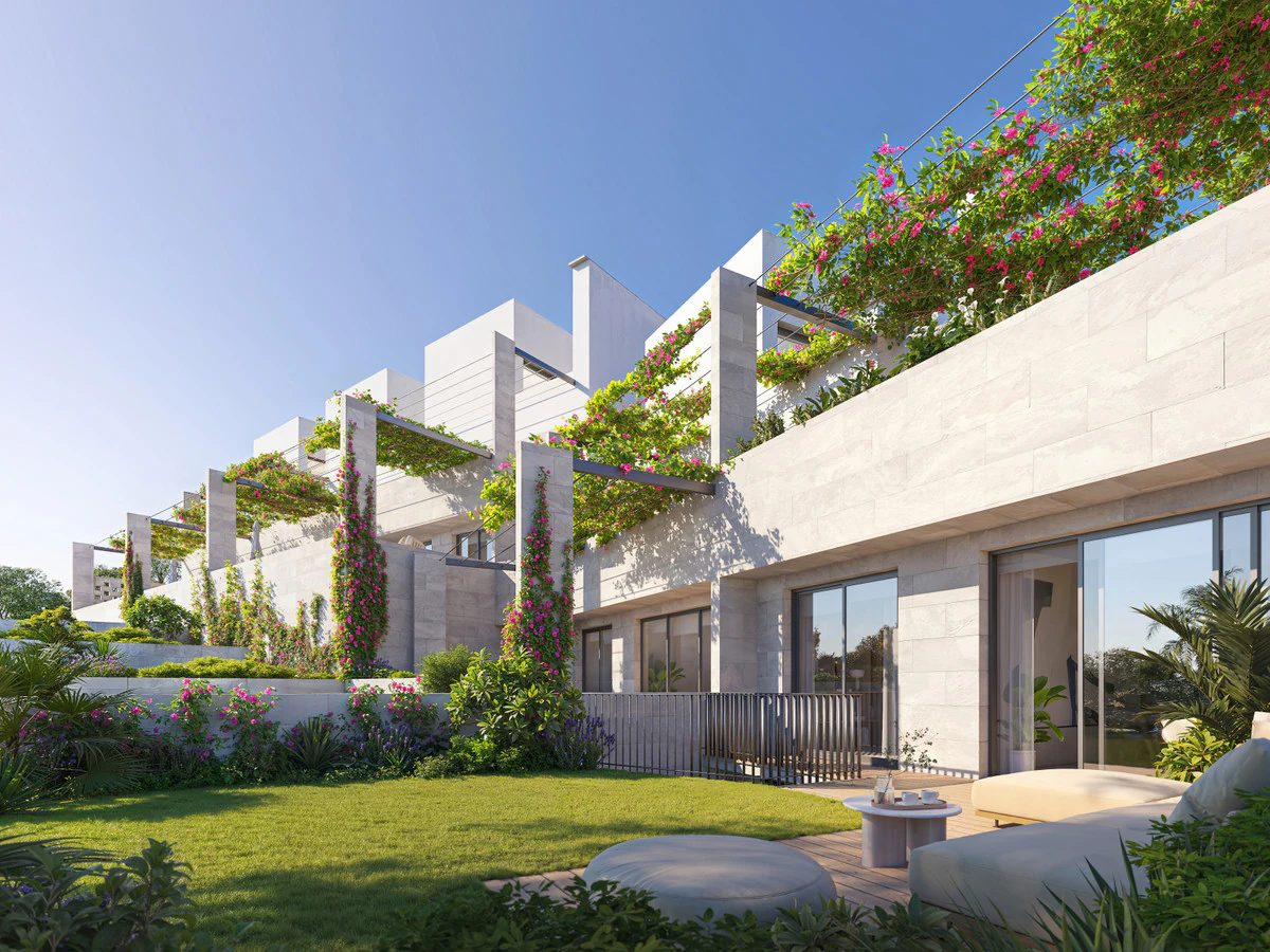 Beachside Apartments with Private Spa · Photo 9