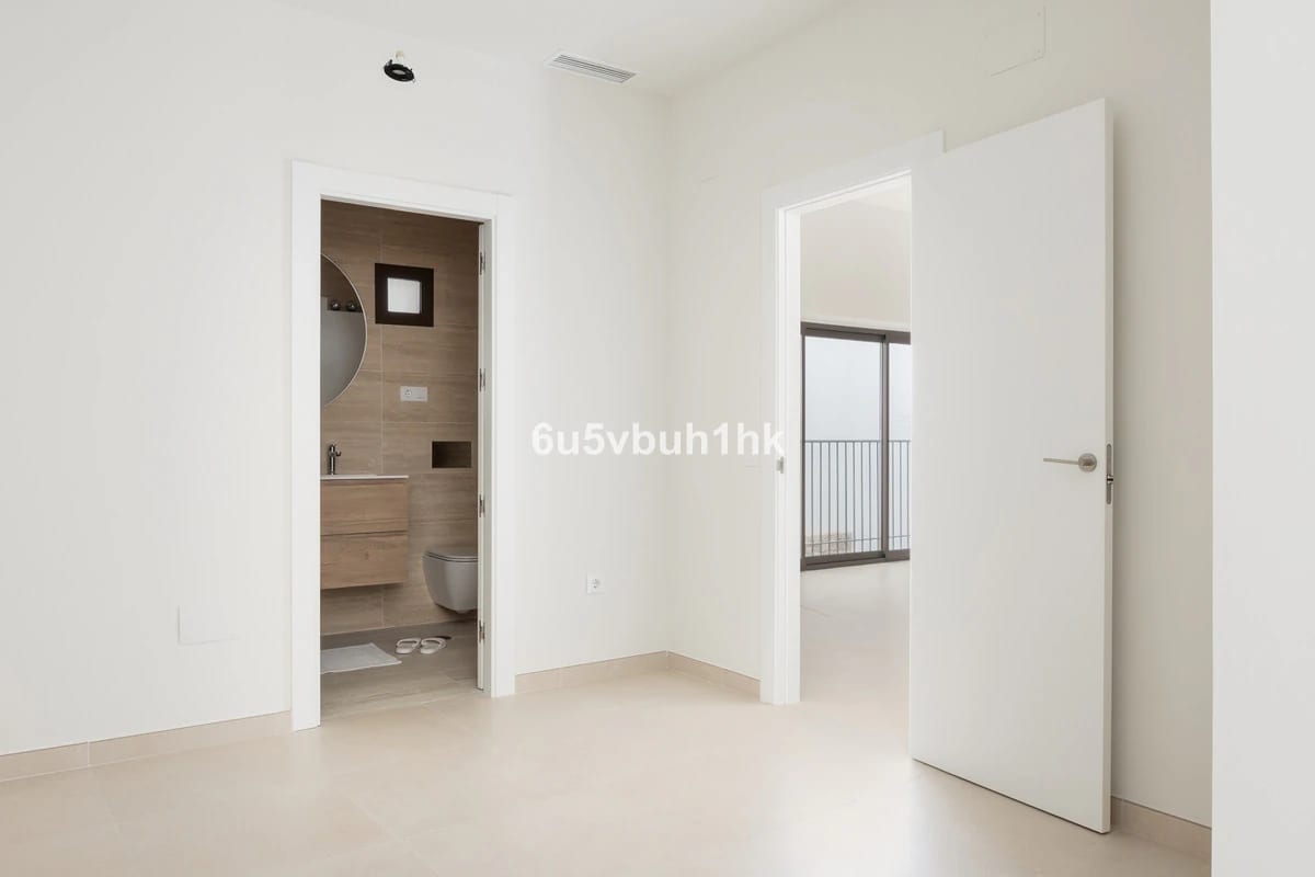 Duplex Penthouses and Apartments · Photo 12