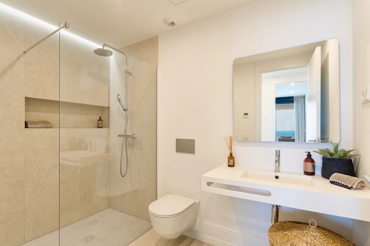 Apartments with Sea Views · Photo 44