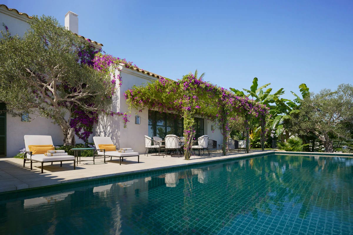 Villas with Private Gardens · Photo 16