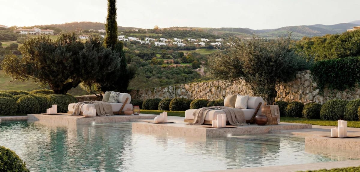 Frontline Golf Apartments · Photo 14