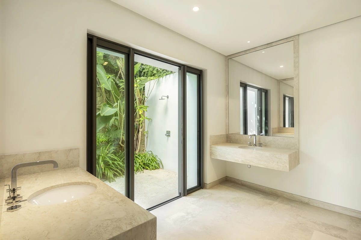 Villas with Private Pools · Photo 39