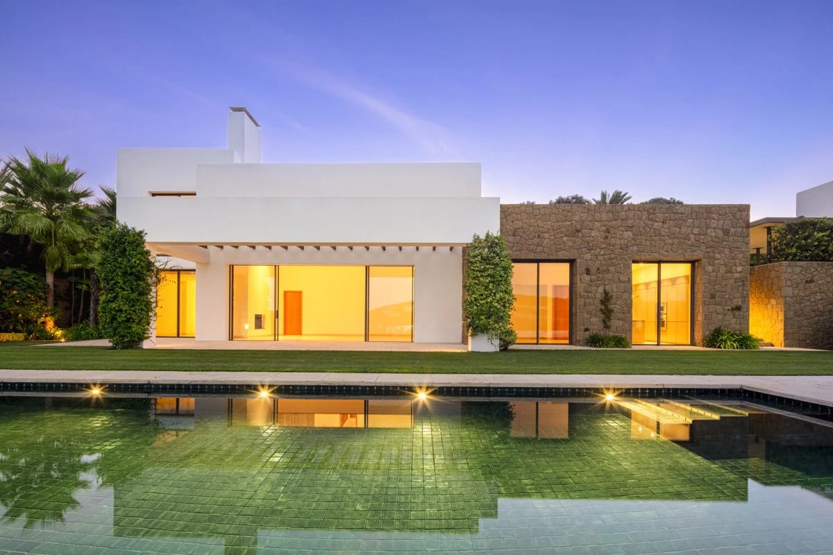 Villas with Private Pools · Photo 41