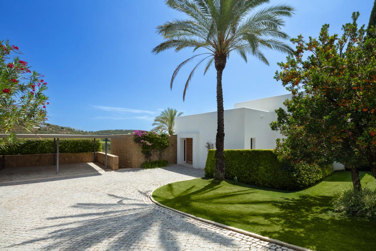 Villas with Private Pools · Photo 17