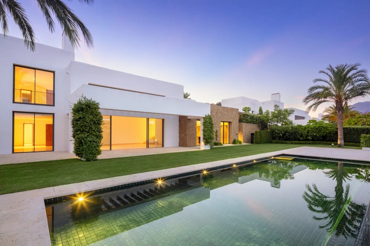 Villas with Private Pools · Photo 40