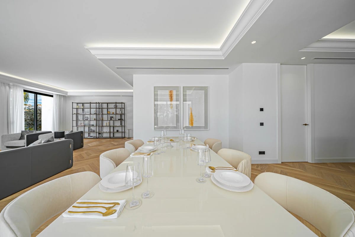 Villas with Private Pools and Gardens · Photo 12