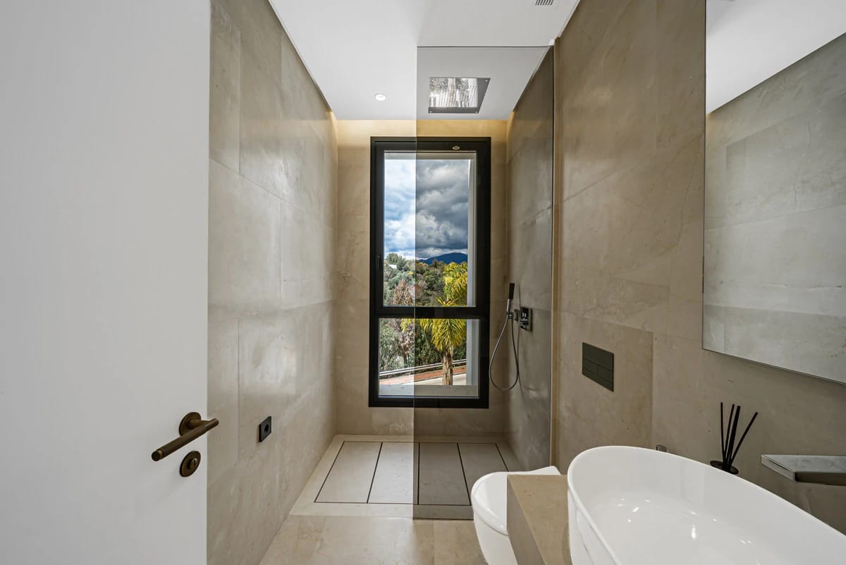 Villas with Private Pools and Gardens · Photo 48