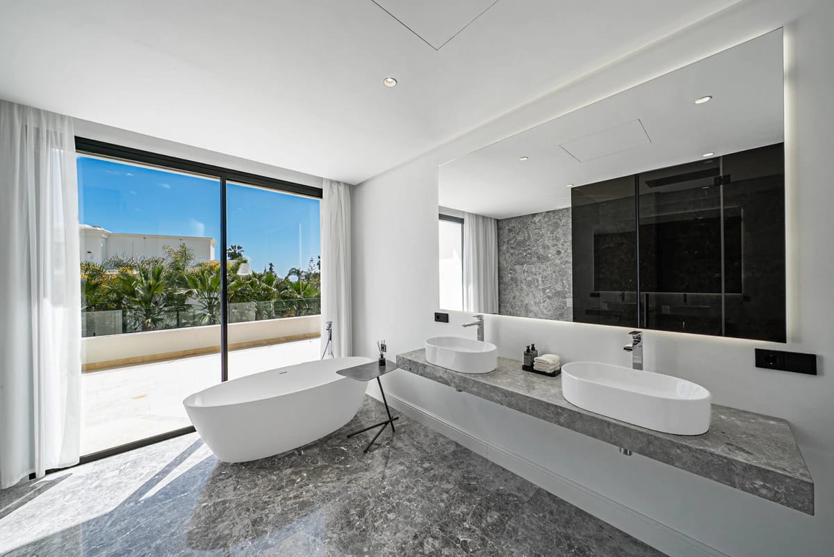 Villas with Private Pools and Gardens · Photo 45