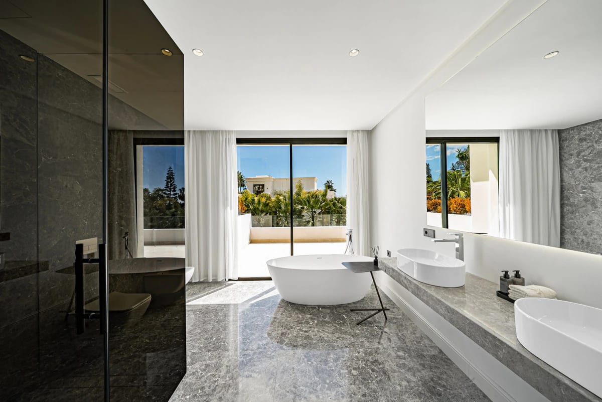 Villas with Private Pools and Gardens · Photo 43