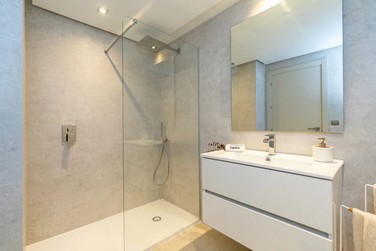 Apartments with Large Terraces and Pool · Photo 9