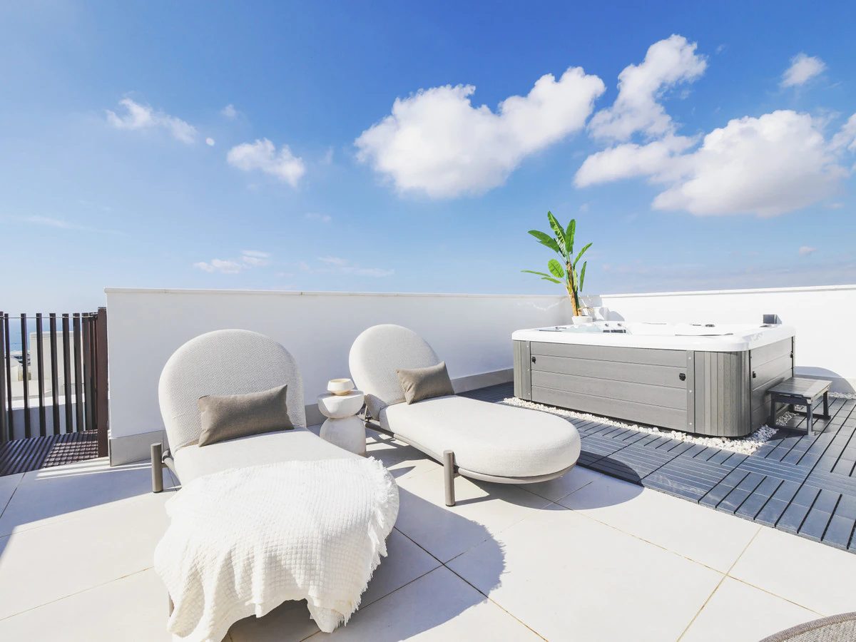 Apartments and Villas with Sea Views · Photo 10