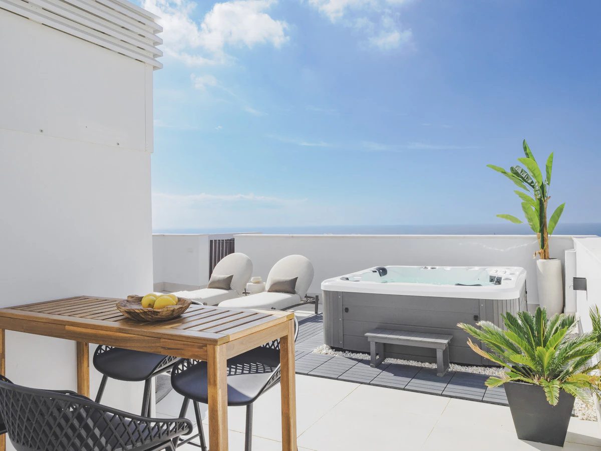 Apartments and Villas with Sea Views · Photo 12