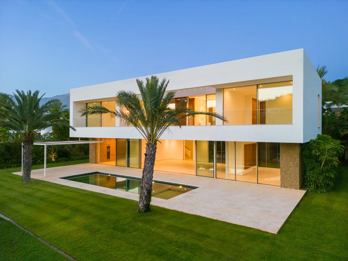 Villas with Private Pools · Photo 38