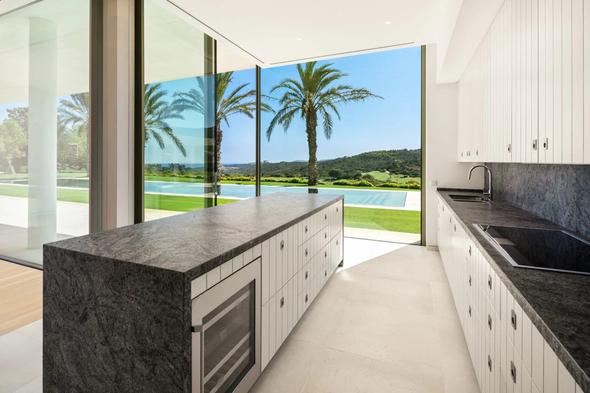 Villas with Private Pools · Photo 34