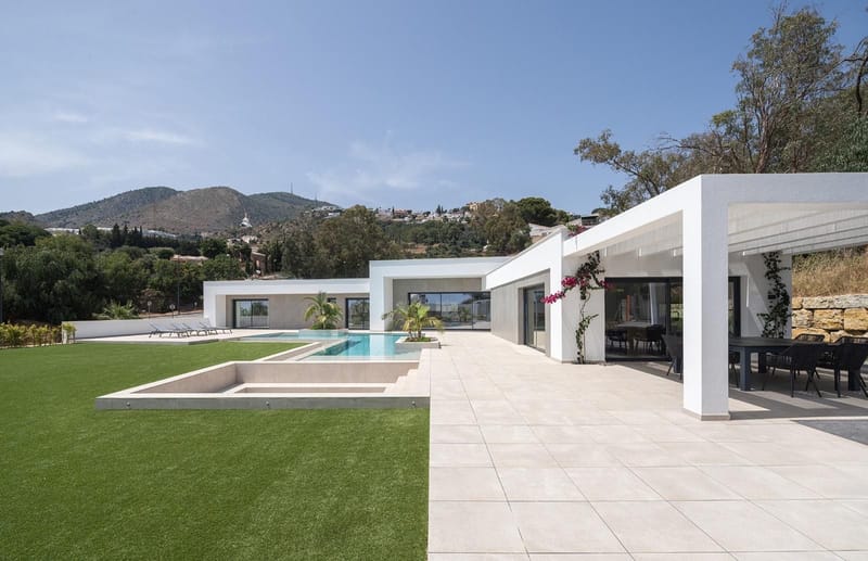 Detached Villa in Benalmadena Costa