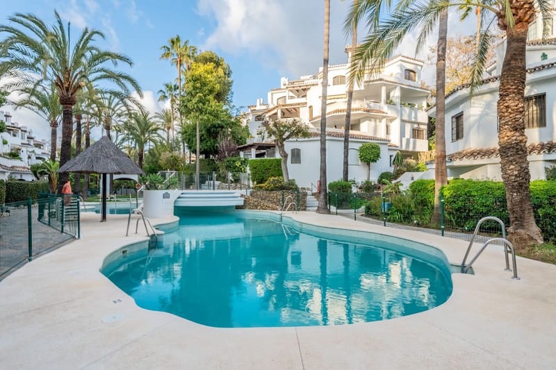 Penthouse in Elviria